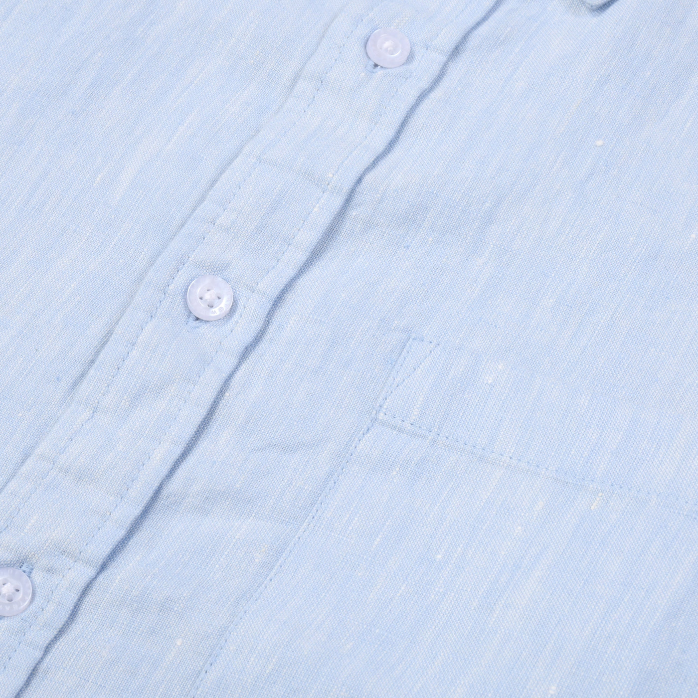 Men's blue linen shirt — stylish casualwear for relaxed summer days. Explore Happy Bay!
