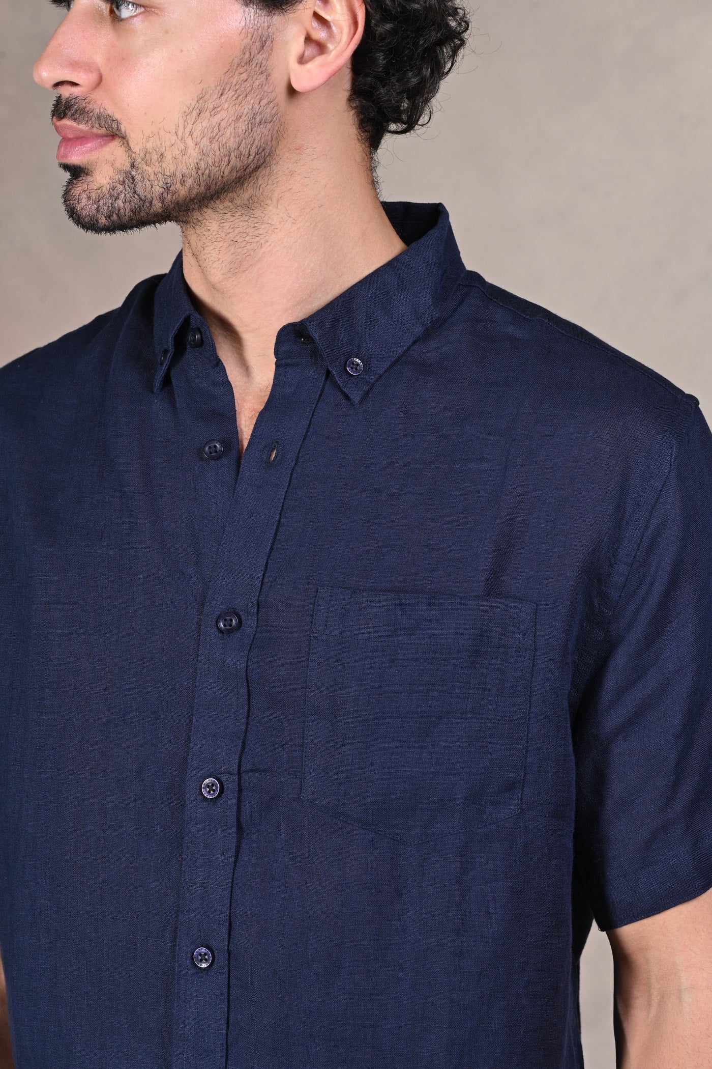 Perfect for casual and semi-formal occasions, this stylish linen shirt is a great choice - Grab it now!