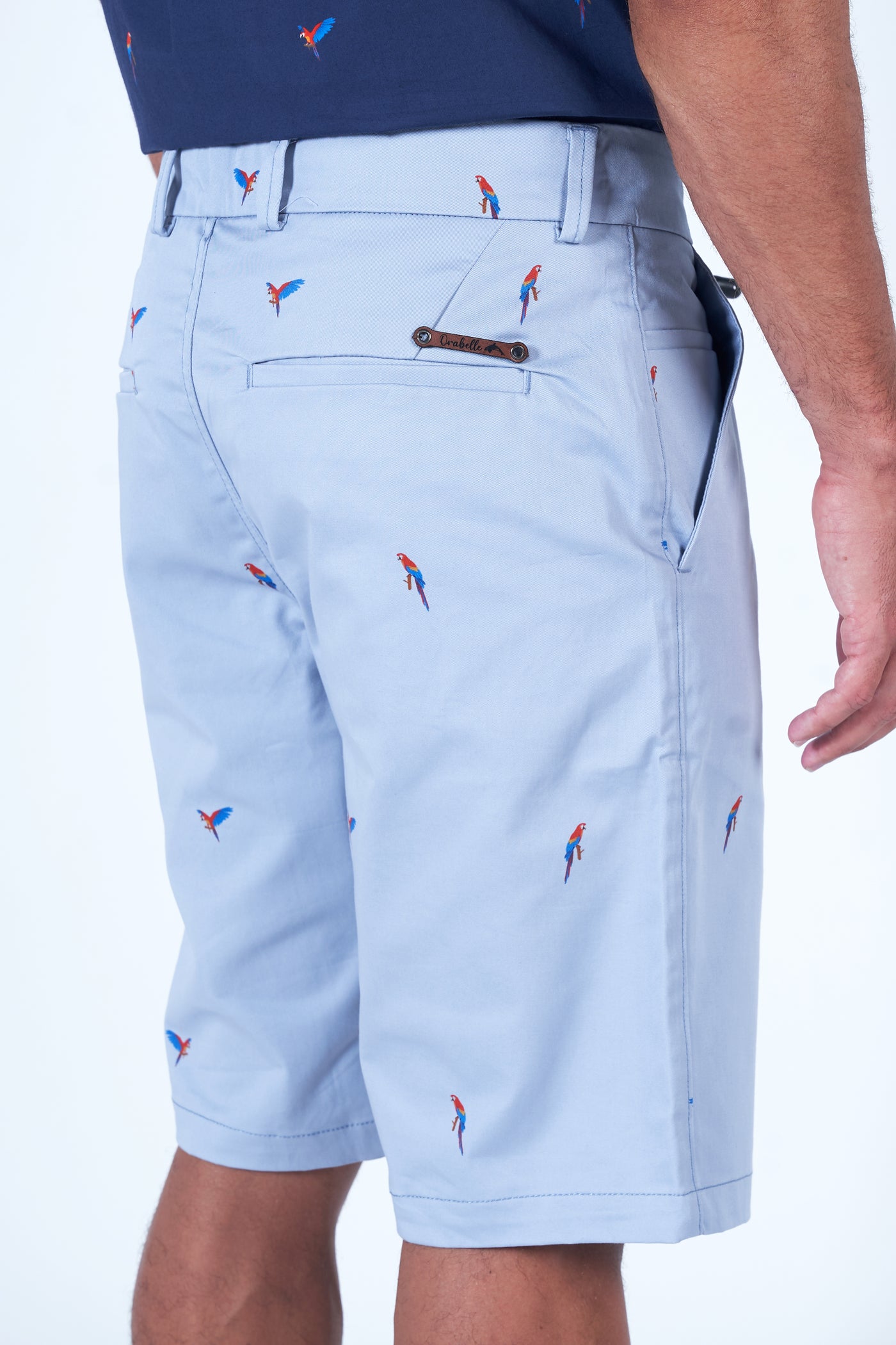 De Macaw a Macau Shorts