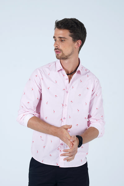 La camisa del rebaño de flamencos